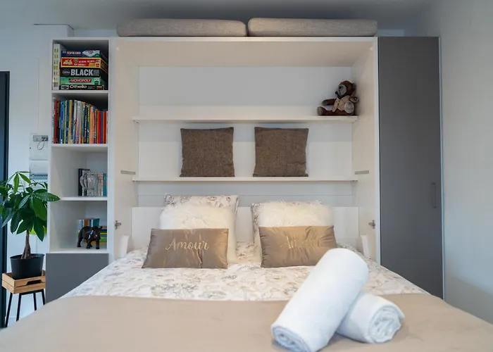 Projecteur Sur Ma Bulle - Viens Dans Ma Bulle Avec Jacuzzi Prive 베르통