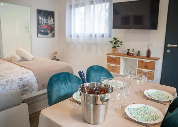 Projecteur Sur Ma Bulle - Viens Dans Ma Bulle Avec Jacuzzi Prive Nyaraló *